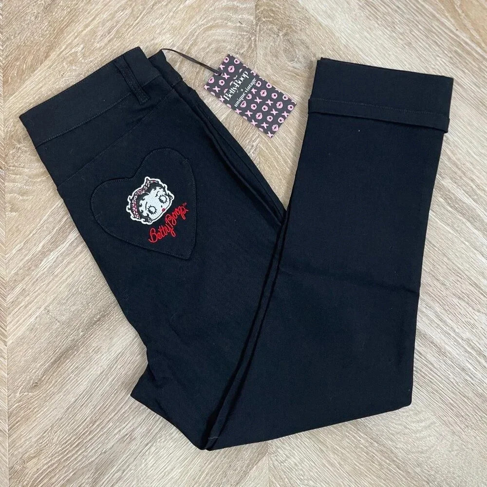 Size 4X - NWT Betty Boop Retro High-Waisted Cuffed Jeans - Picture 3 of 6